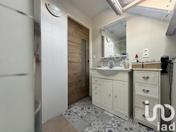 Maison à vendre 6 pièces 138 m² Notre-Dame-d'Oé