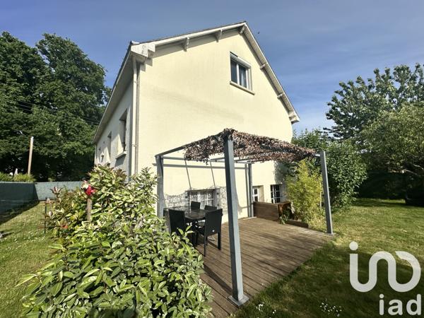 Maison à vendre 6 pièces 138 m² Notre-Dame-d'Oé