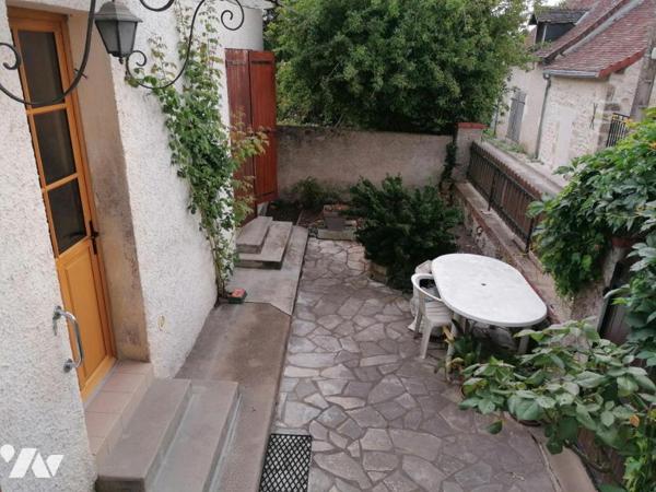 MAISON DE VILLE A RENOVER