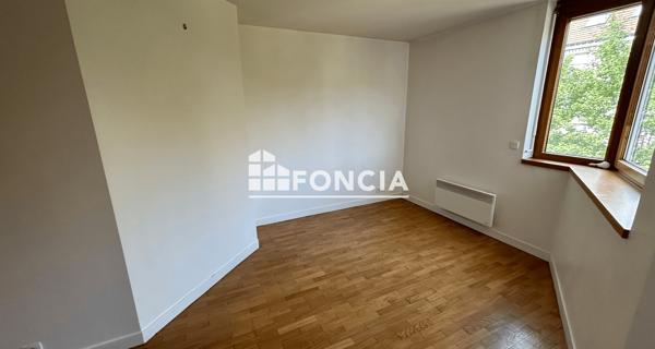 Location Studio 24.7 m² - Antony 92160