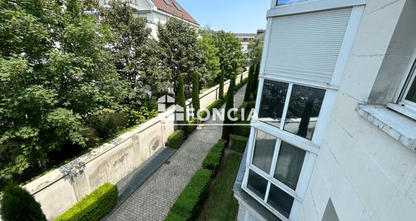 Location Studio 24.7 m² - Antony 92160