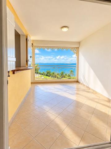 A VENDRE trés beau Duplex avec vue mer à PETIT BOURG
