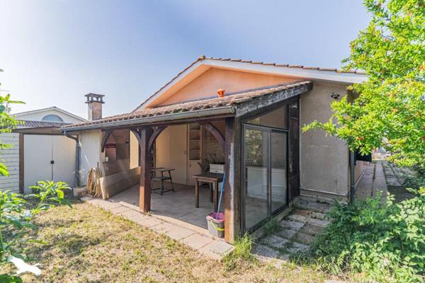 Maison 374 880 € Villenave-d'Ornon 4 p 103 m² DPE D