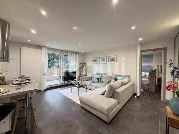 LYON 4 - QUAI GILLET T2 MEUBLÉ DE 49,56M2 AVEC TERRASSE