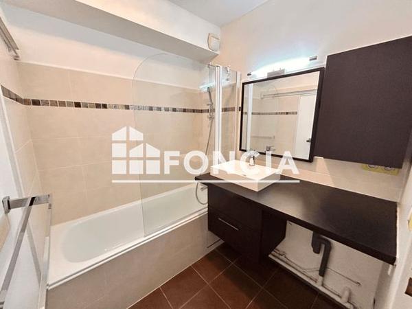 Location Appartement 2 pièces 55.53 m² - 1 RUE JACQUES MONOD Lyon 69007