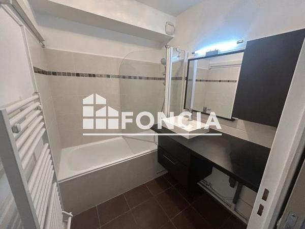 Location Appartement 2 pièces 55.53 m² - 1 RUE JACQUES MONOD Lyon 69007