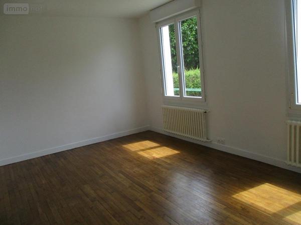 Maison à louer à Carhaix-Plouguer dans le Finistère (29270), ref : 29064-1085601