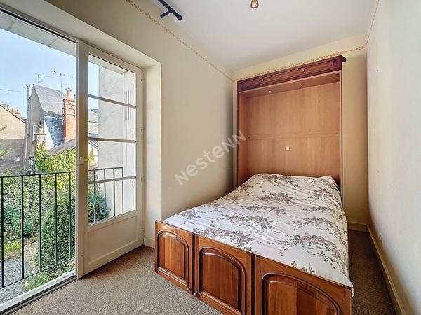 QUARTIER CATHÉDRALE, Appartement de type 2 - DERNIER ÉTAGE d'une charmante copropriété