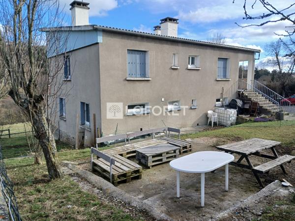 Achat immeuble Saint-Flour - 7 pièce(s) - 160 m² - 220 000 €