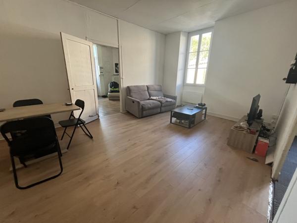 Maison à vendre |  Montmoreau-Saint-Cybard |  7 pièces | 175 m²