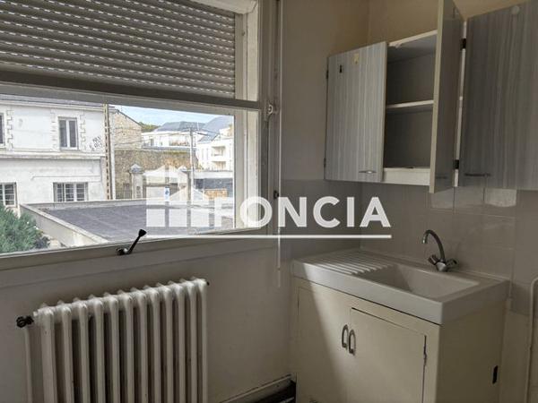 À vendre Local commercial 53.57 m² - Nantes 44000