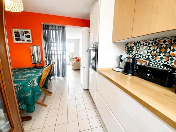 Appartement esprit maison de ville à vendre 4 pièces, 3 à 4 chambres PETIT BOURG (971)
