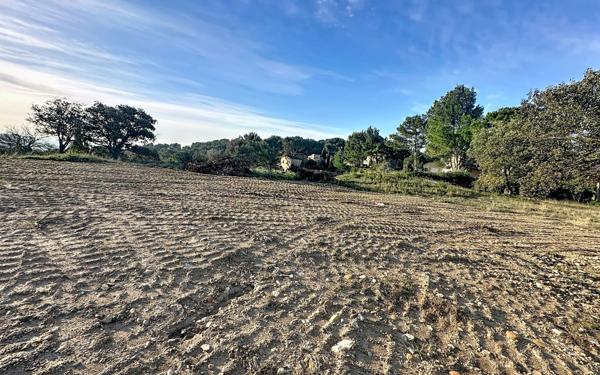 Terrain à vendre    Villeneuve-lès-Avignon