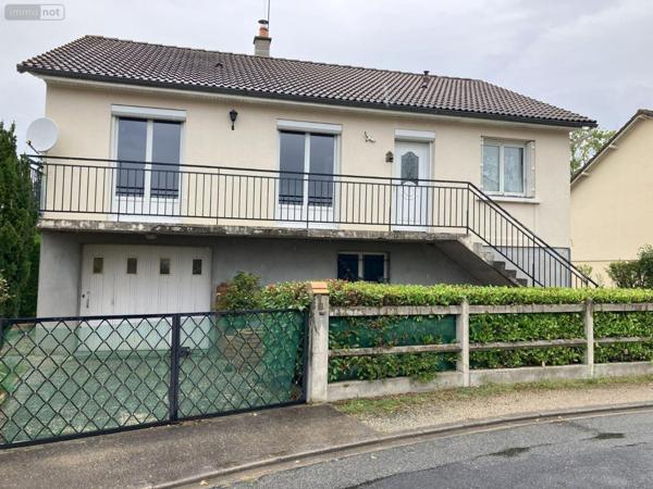 Maison individuelle à vendre à Yzeure dans l'Allier (03400), ref : 17727/2