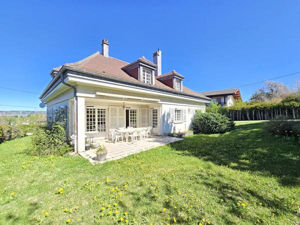 Maison 9 pièces 257 m2