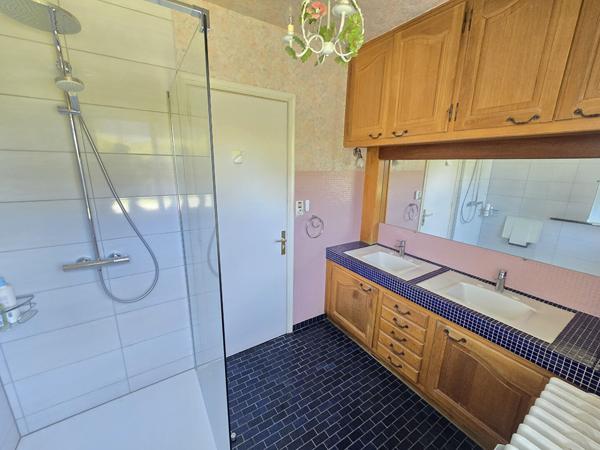 Maison 9 pièces 257 m2