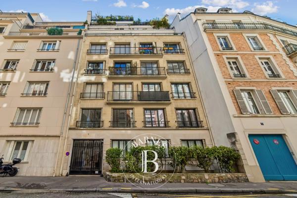 Paris 16ème, Appartement 1 Chambre -  69 m² à vendre