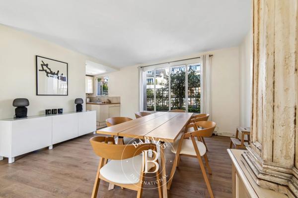 Paris 16ème, Appartement 1 Chambre -  69 m² à vendre