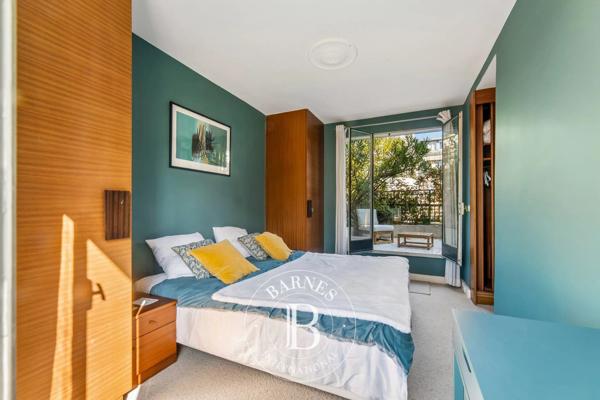 Paris 16ème, Appartement 1 Chambre -  69 m² à vendre