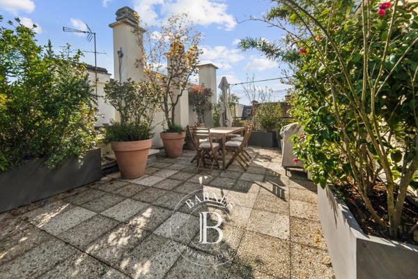 Paris 16ème, Appartement 1 Chambre -  69 m² à vendre