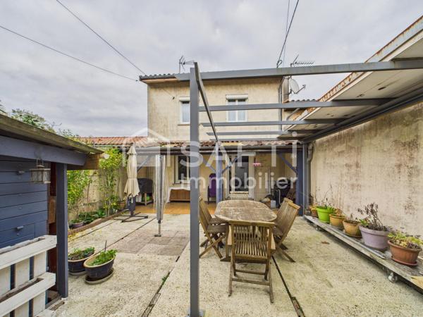 Maison 5 pièces 130 m² – Mérignac (Capeyron)