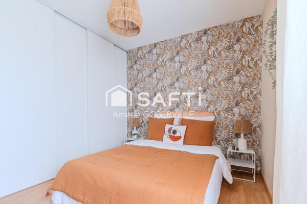 Maison de ville 120 m² – 4 chambres + sous sol de 41 m² ( idéal profession libérale ou bureaux ) – Quartier Saint-Bris - Limite Talence et Bègles