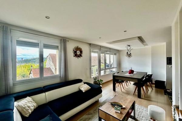 69009 - LYON - APPARTEMENT DE 3 PIECES - PARKING - BALCON - VUE DEGAGEE