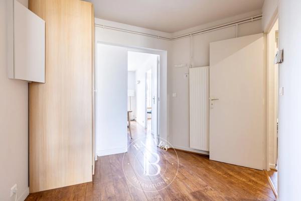 Paris 1er, Appartement  76 m² à vendre