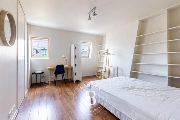 Paris 1er, Appartement  76 m² à vendre