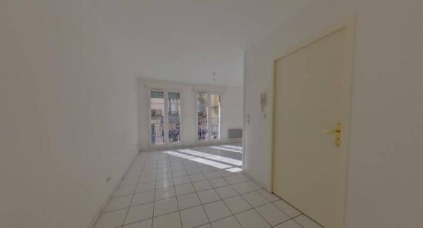 Appartement 1 pièce                                        - 42100 Saint-Étienne Réf : 12942