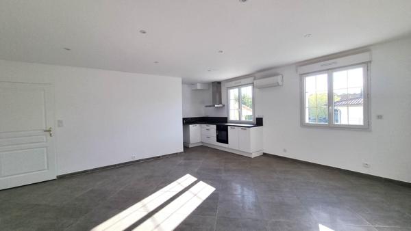 Appartement contemporain avec grand garage – Centre de Meschers-sur-Gironde