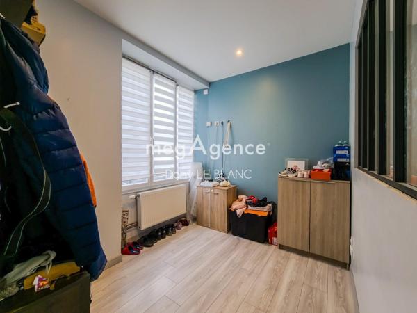 Maison à LES VILLAGES VOVEENS, 28150 - 9 pièces 147m²