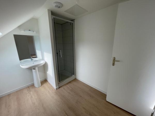 A LOUER : T5 à LILLE • Fives • 1 120 € CC • Réf. G446