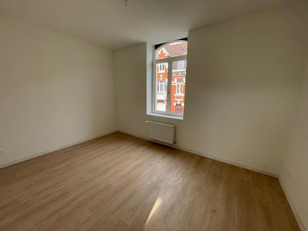 A LOUER : T5 à LILLE • Fives • 1 120 € CC • Réf. G446