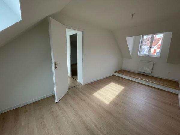 A LOUER : T5 à LILLE • Fives • 1 120 € CC • Réf. G446