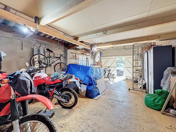 Maison Saint Cézaire-Sur-Siagne 8 pièce(s) 223.44 m2