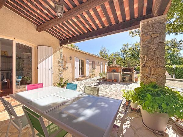 Maison Saint Cézaire-Sur-Siagne 8 pièce(s) 223.44 m2
