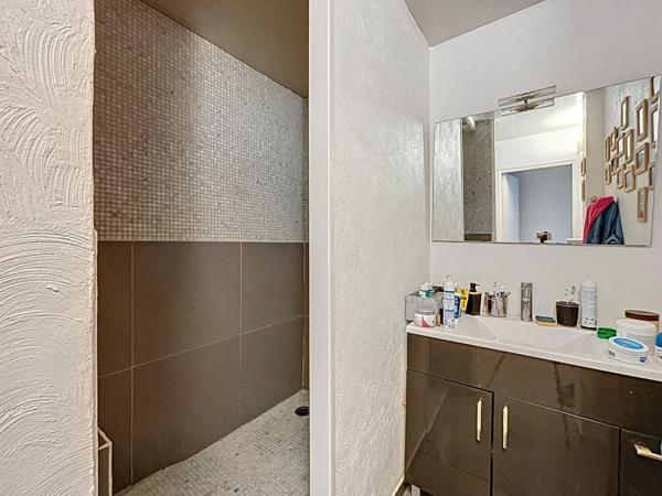 Antibes-Rostagne 3 pièce(s) 47.66 m2