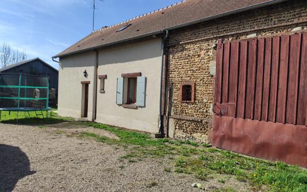 Maison à louer    3 pièces •  Marcilly-la-Campagne
