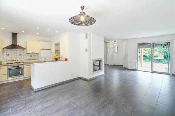 Maison individuelle de 124 m² - 6 pièces - Quartier Le Village à Jouy-le-Moutier (95280)