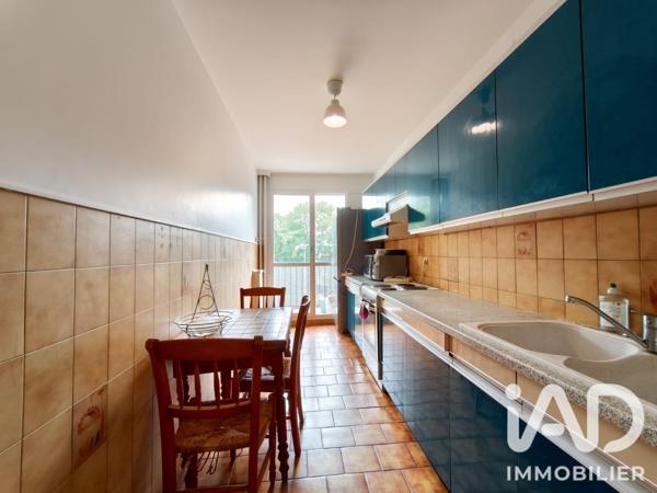 Appartement à vendre 4 pièces 80 m² Viry-Châtillon