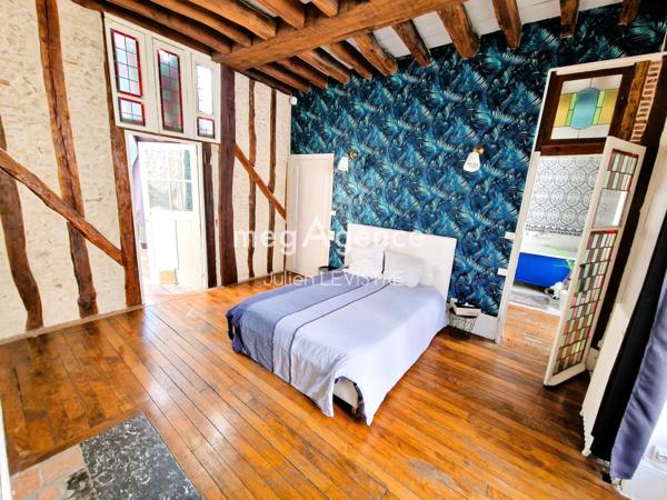 Maison à ORLEANS, 45000 - 10 pièces 252m²