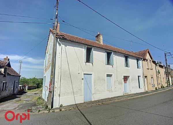 Maison à vendre    7 pièces •  Montmarault