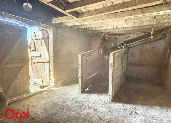 Maison à vendre    7 pièces •  Montmarault