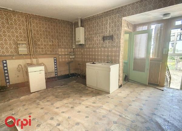 Maison à vendre    7 pièces •  Montmarault