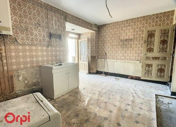 Maison à vendre    7 pièces •  Montmarault