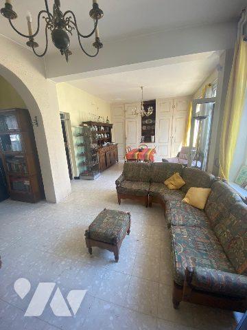 GUINES CENTRE GRANDE MAISON DE VILLE 4 CHAMBRES GARAGE JARDIN