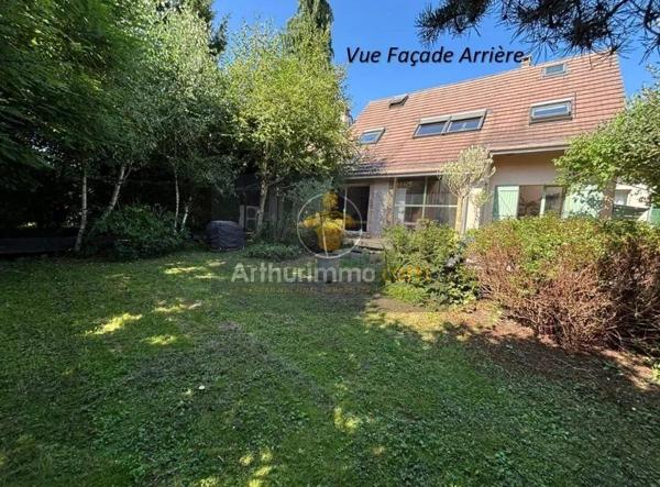 Vente Maison 8 pièces 186 m2 à Ozoir-la-Ferrière