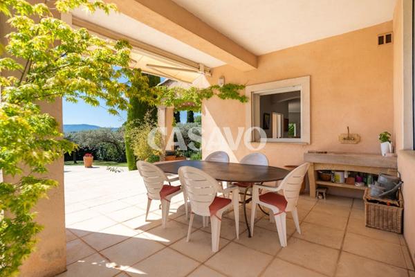 Vente Maison 6 pièces de 180m² - 13590 Meyreuil