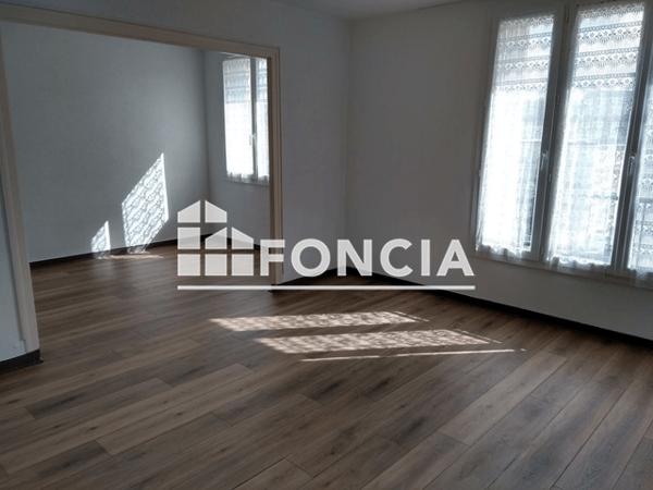 Location Appartement 4 pièces 65.6 m² - 19 RUE DE LA PRAIRIE Quimper 29000